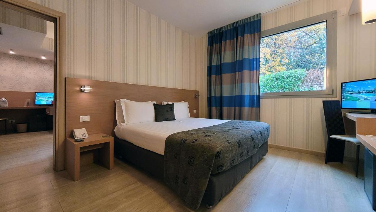 Relais Bellaria Hotel & Congressi San Lazzaro di Savena Luaran gambar