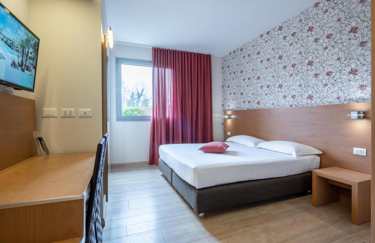 Relais Bellaria Hotel & Congressi San Lazzaro di Savena Luaran gambar