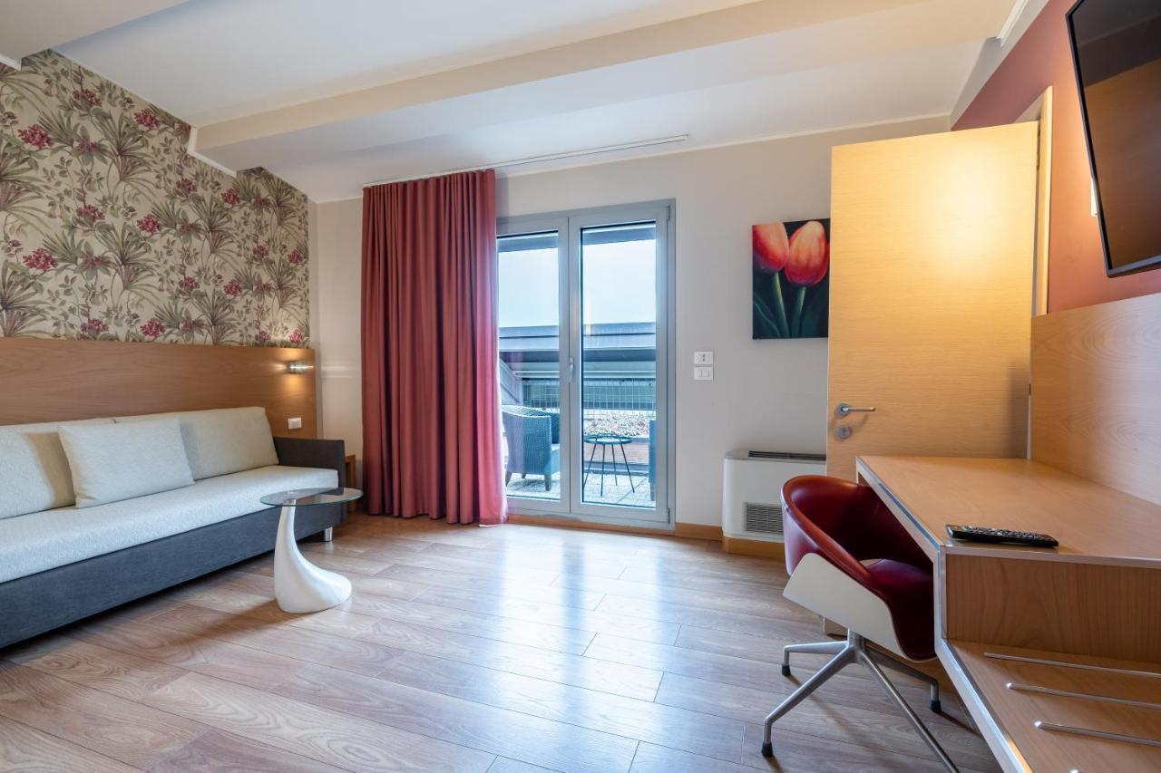 Relais Bellaria Hotel & Congressi San Lazzaro di Savena Luaran gambar